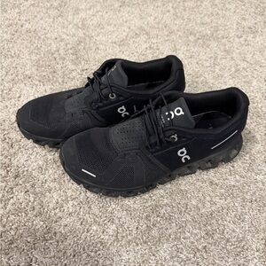 On Running Cloud Black Lightweight Running Shoes